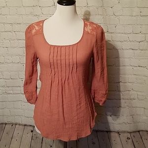 EM peasant style top